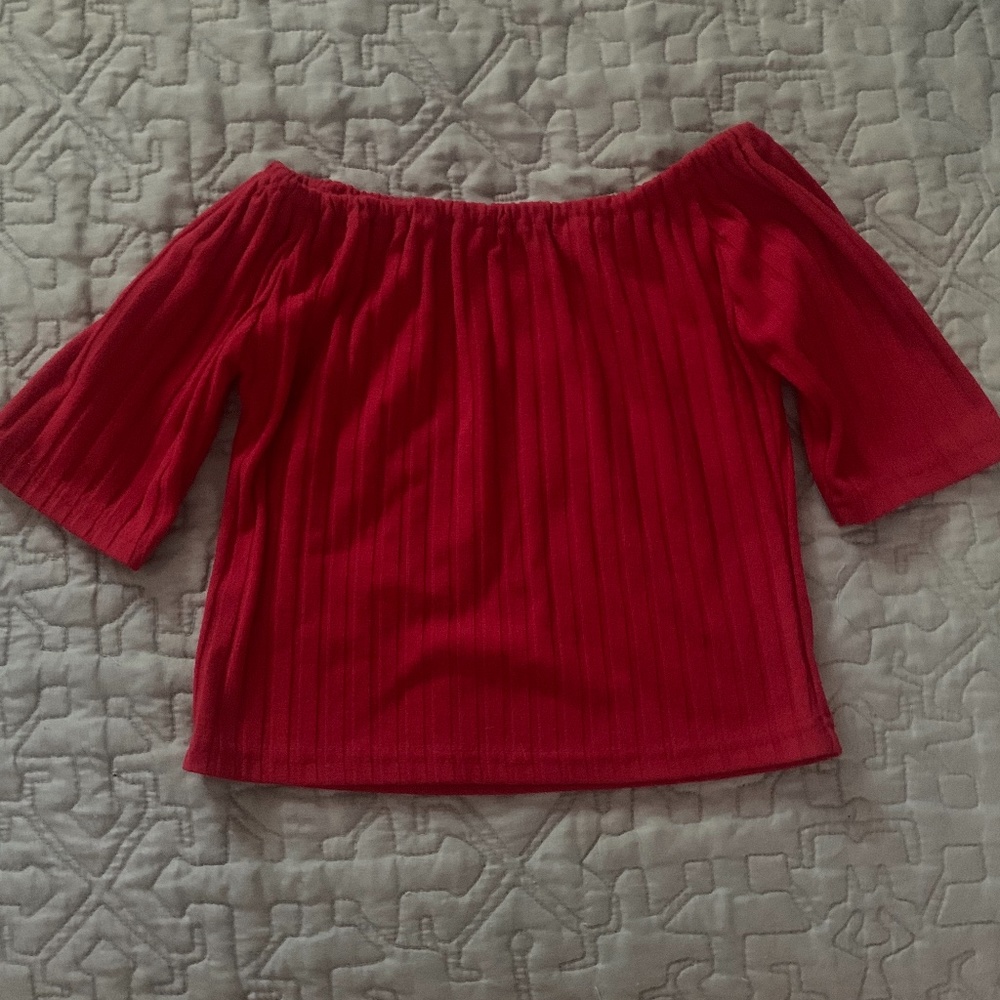 Off the Shoulders Red Crop Top